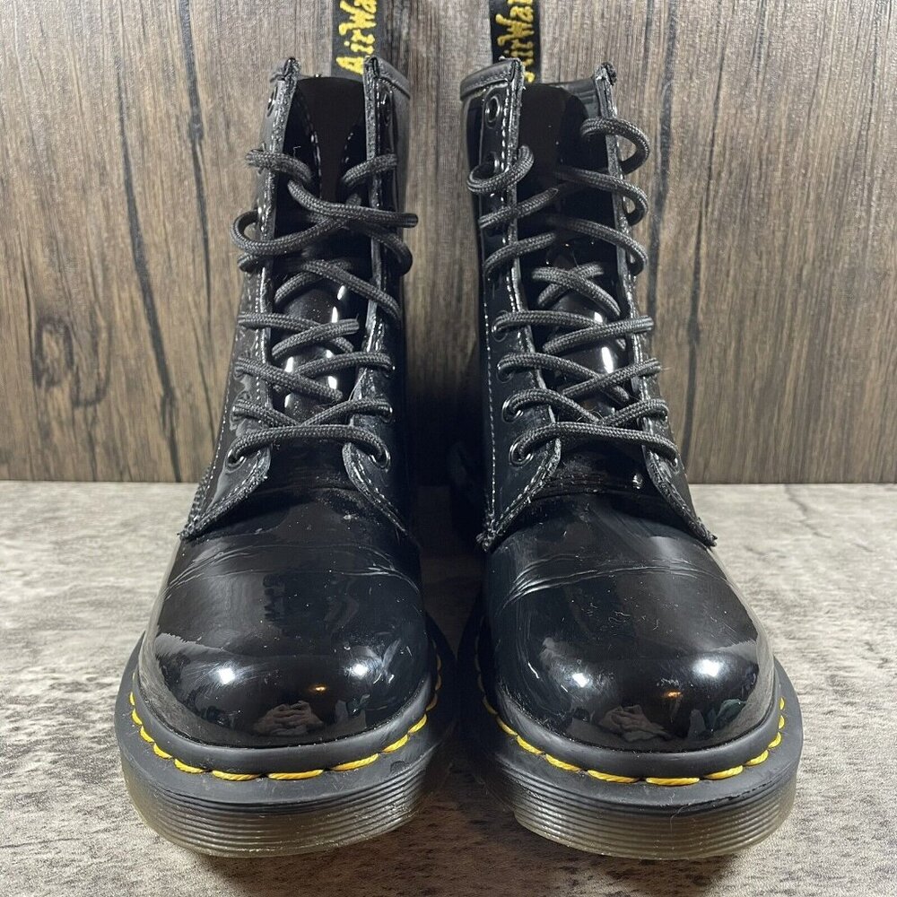 Dr Martens 11821 Glossy Black Leather Lace 8 Eyelet Combat Boots Womens Size 6 - Picture 5 of 9